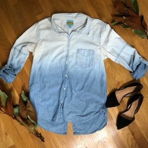 C&C California Ombré Chambray Button Down Shirt
